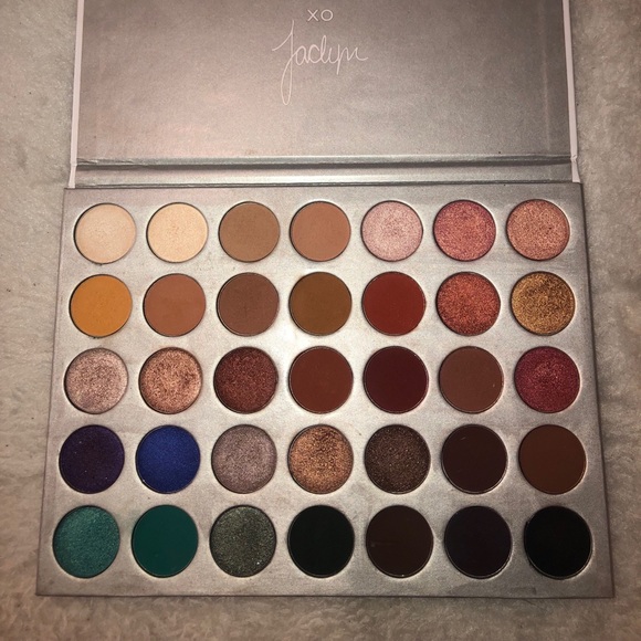 Morphe’s : The Jaclyn Hill Palette - Picture 4 of 4